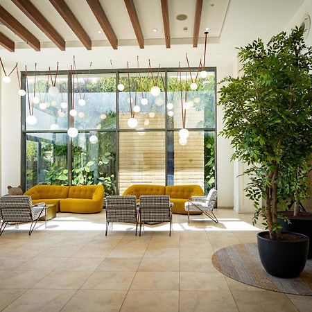 C Hotel Neve Ilan Extérieur photo