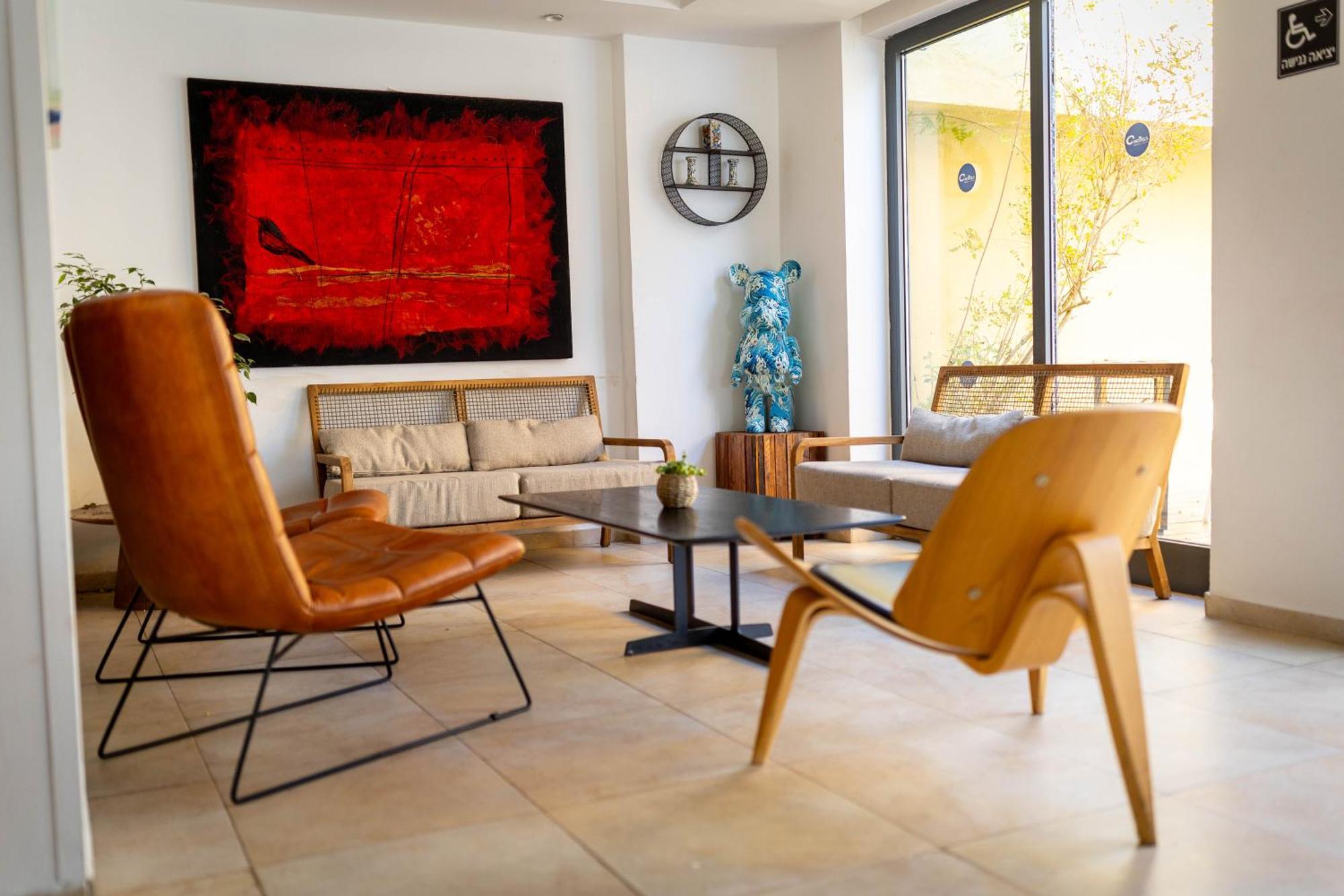 C Hotel Neve Ilan Extérieur photo